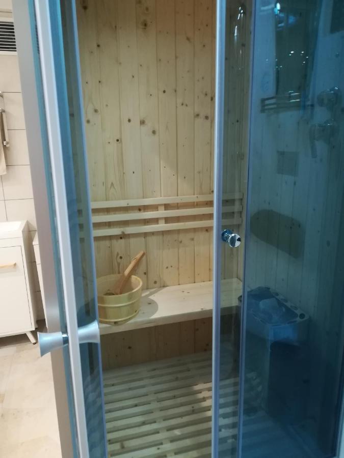 Appartement Avec Jacuzzi Hammam Sauna Privatise Au Rez De Chaussee Ds Maison A Voglans A 2 Kilometres Du Lac Du Bourget En Savoie Entre Chambery Et Aix Les Bains Cure Thermale Экстерьер фото