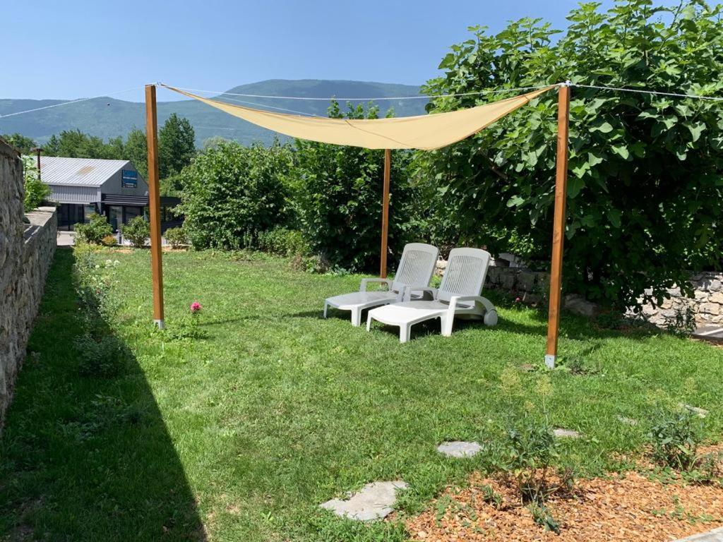 Appartement Avec Jacuzzi Hammam Sauna Privatise Au Rez De Chaussee Ds Maison A Voglans A 2 Kilometres Du Lac Du Bourget En Savoie Entre Chambery Et Aix Les Bains Cure Thermale Экстерьер фото